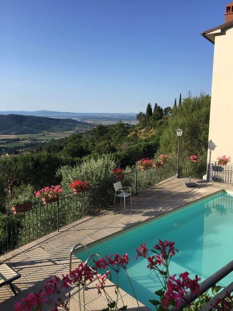 Locanda I Grifi Hotel Cortona Exterior photo